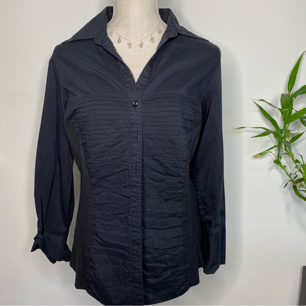 Button down knit to woven pleated shirt.